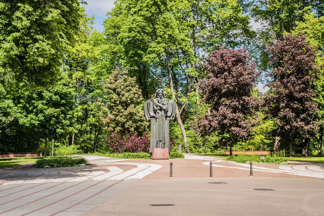 Памятник М. К. Чюрлёнису в Друскининкай