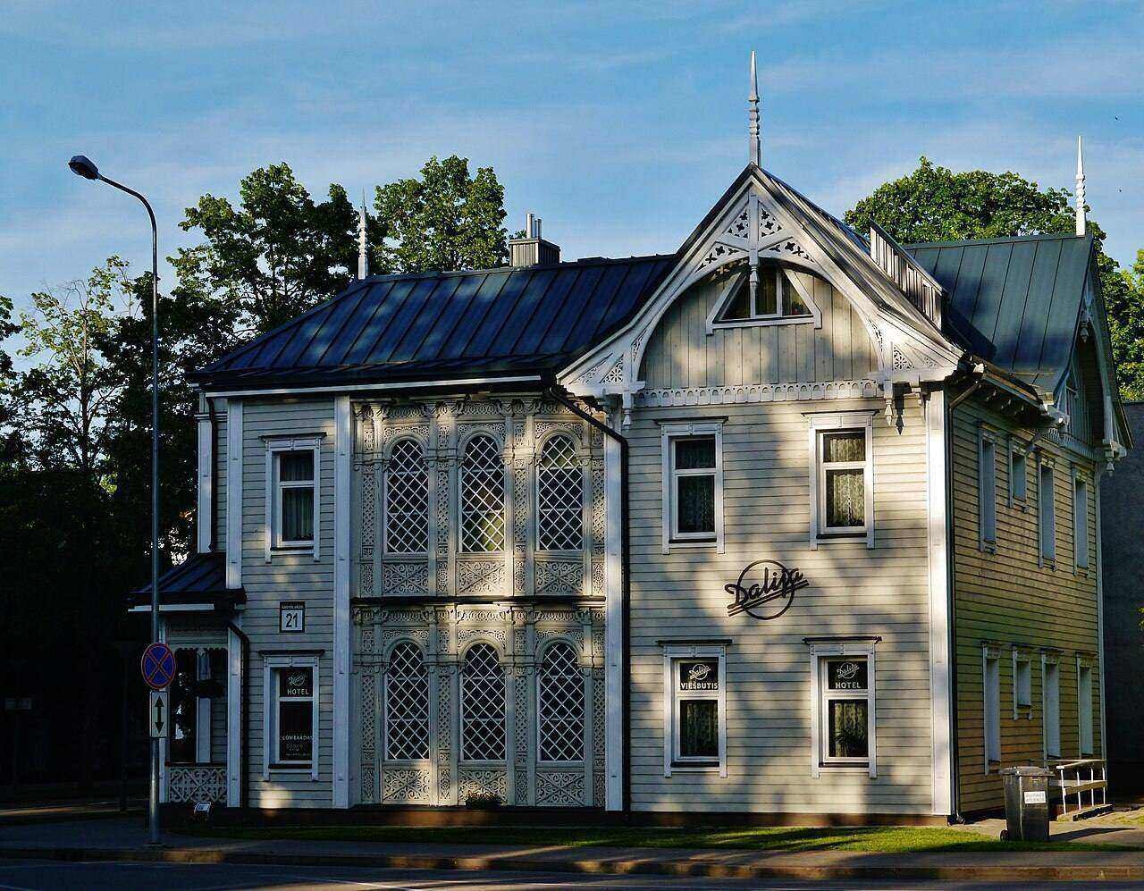 Деревянная вилла Maurė в Друскининкай